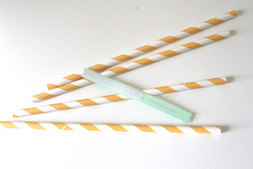 Cut straw flag