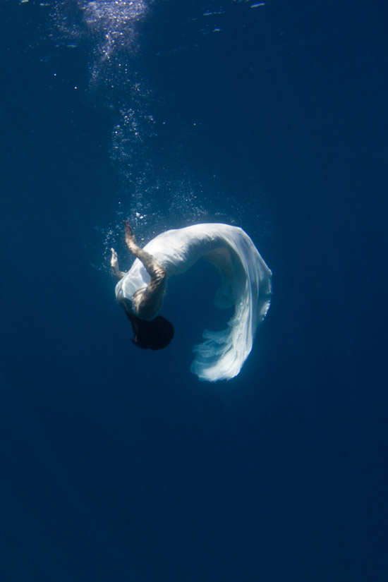 underwater bride