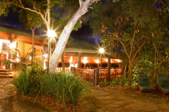 Thala Beach Lodge Osprey Restaurant at night