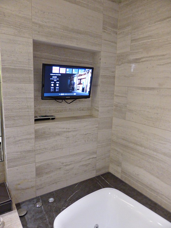 grand hyatt ambassador suite bathroom tv