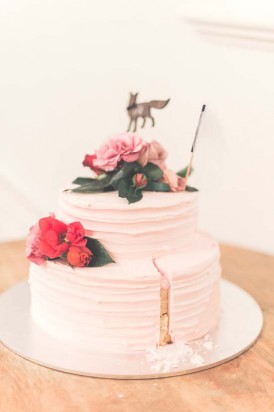 pale pink wedding cake