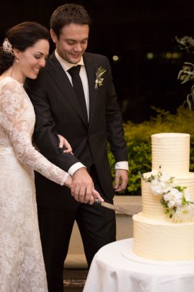 Brisbane newlyweds cutting cake
