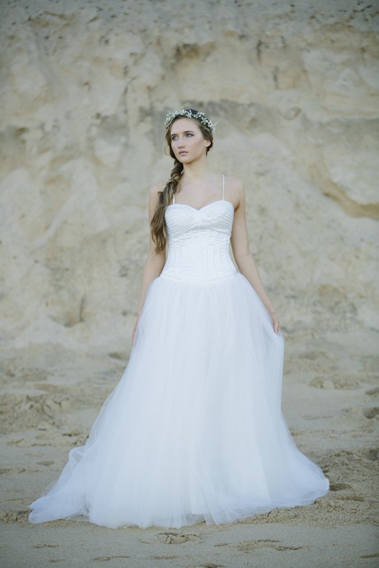 beach wedding gowns0001