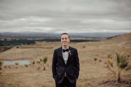 groom at canberra aboretum