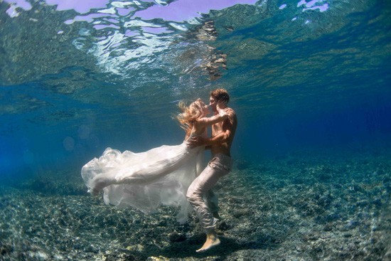 underwater wedding photos0003