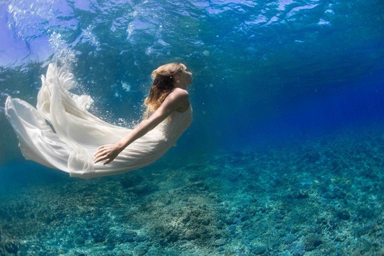 underwater wedding photos0007