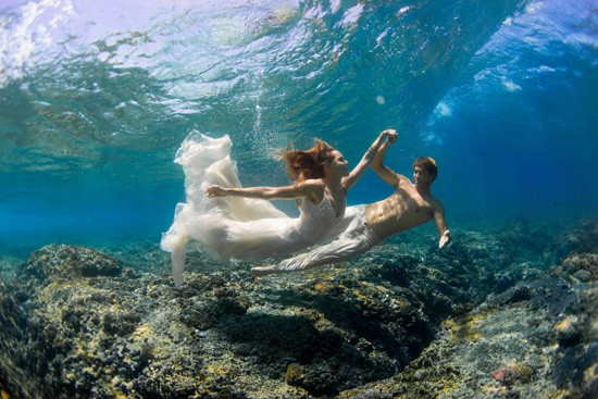 underwater wedding photos0015