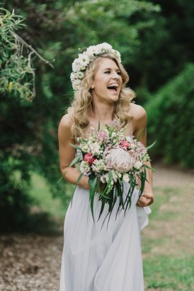 Bride with Australian native bouquet