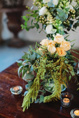 Greenery with peach roses at wedding