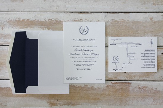 Navy wedding invitations from Little Peach Co0013