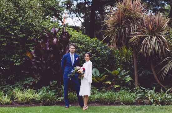Newlyweds in Fitzroys gardens