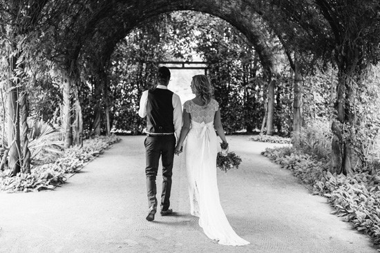 Alowyn gardens wedding photo