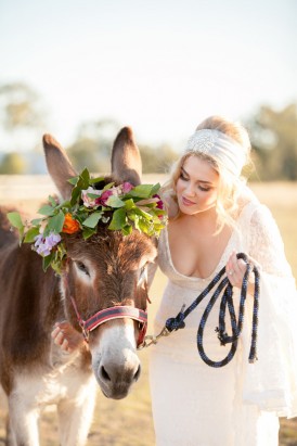 Bride with horse with flower crown