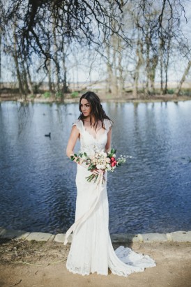 Lakeside Bridal Inspiration013