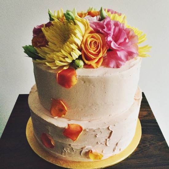 Summer Wedding Cake With Flowers