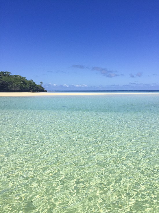 Intercontinental Fiji Natural beach