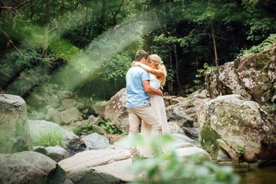 Romantic Cedar Creek Falls Engagement003