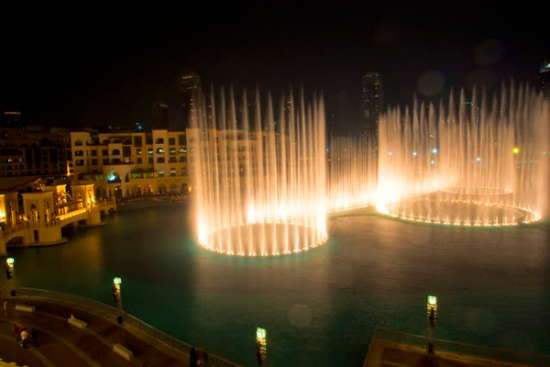 honeymoon-dubai-mall-fountain