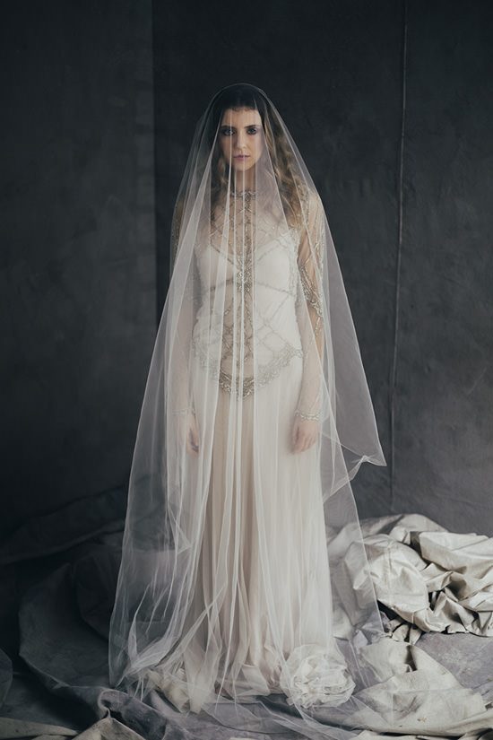 Silver & Ivory Contemporary Bridal Inspiration014