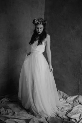 Silver & Ivory Contemporary Bridal Inspiration030