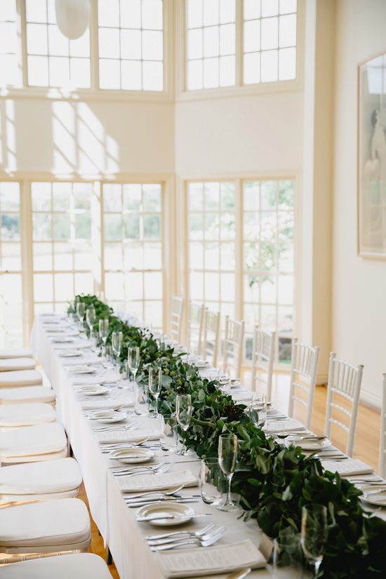 greenery-table-decor-at-wedding