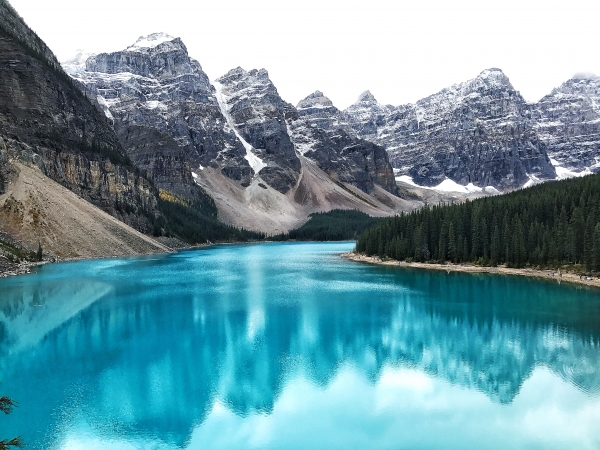 Moraine Lake. Image by Mr Houndstooth