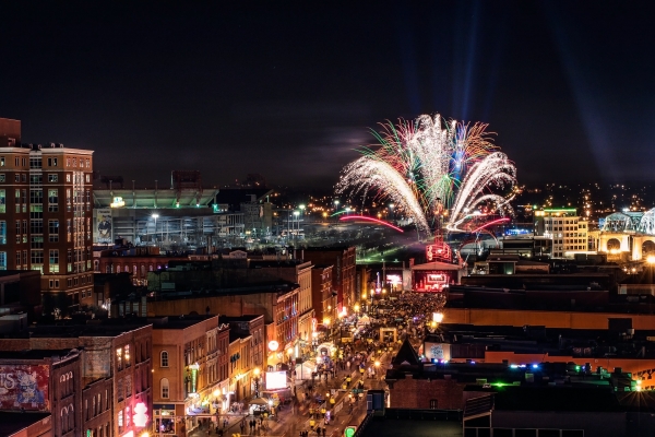 Image by Garrett Hill. Nashville: the music city.